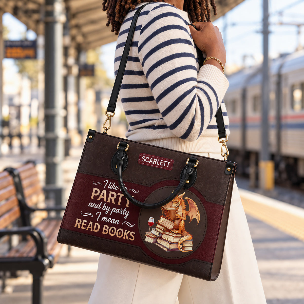 I Like To Party And By Party I Mean Read Books HTRZ02042282UT Leather Bag