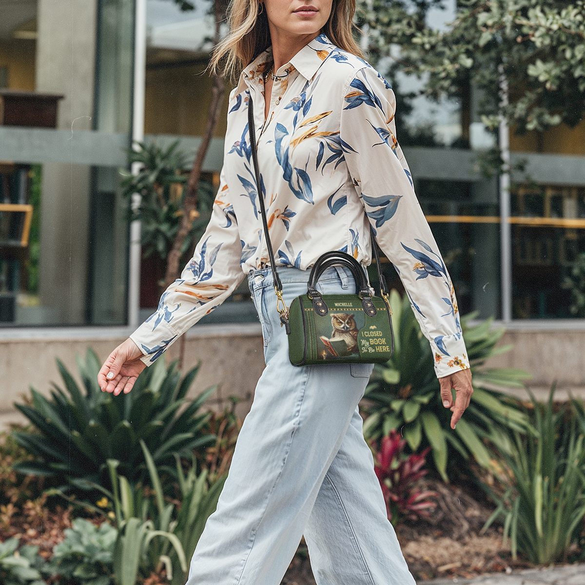 I Closed My Book To Be Here NNRZ21080267RQ Mini Satchel