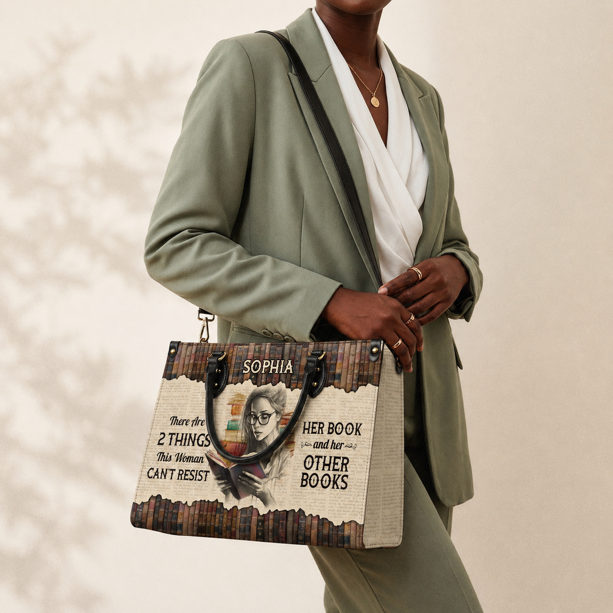 There Are 2 Things This Woman Cant Resist Her Book And Her Other Books NQRZ1802004A Leather Bag